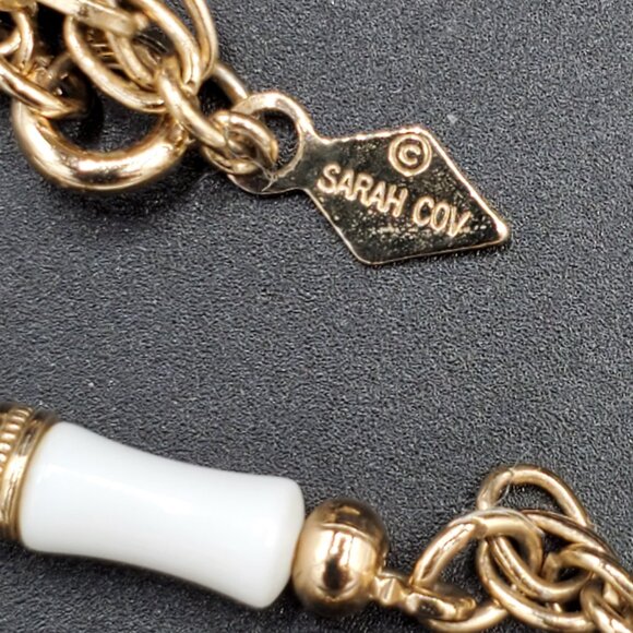 Set of 3 White and Gold Statement Necklaces - Picture 5 of 6